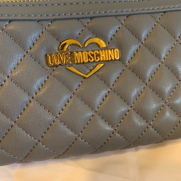 Moschino clutch - Picture 2 of 3